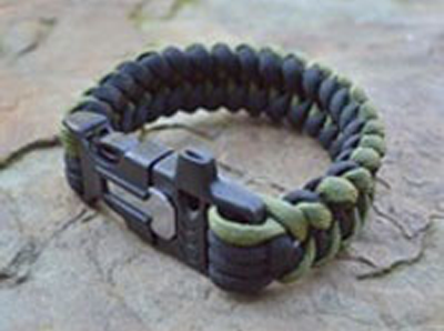 Free Firekable Paracord Bracelet